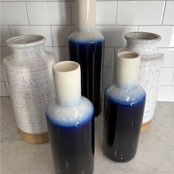 Decorator’s Dream: Blue and White Ceramic Vases